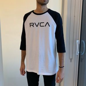 RVCA Raglan - Size Large